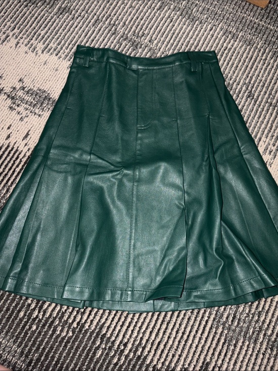 Dresses & Skirts - Green leather pleated skirt